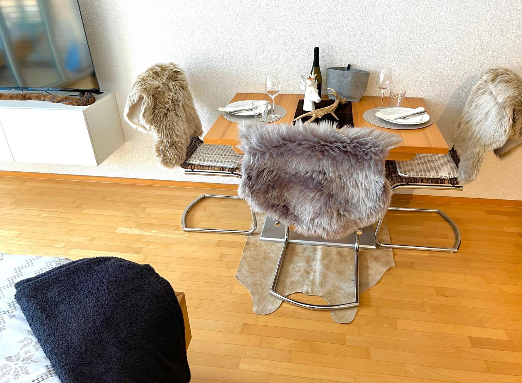 Sonniges Bergblick-Appartement Damuels Eksteriør bilde