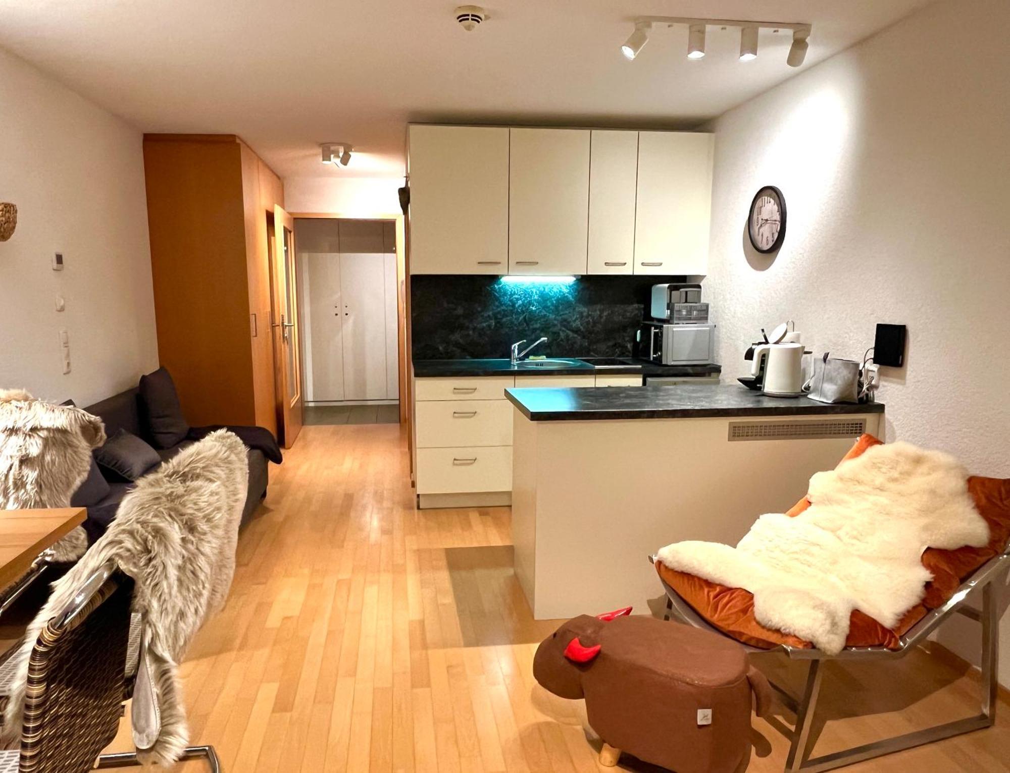 Sonniges Bergblick-Appartement Damuels Eksteriør bilde